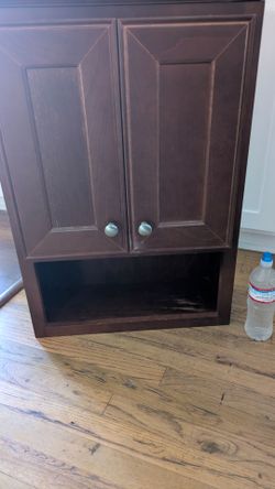 Wood medicine cabinet