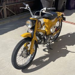 1967 Ct90 Honda Motorcycle (Very Rare)