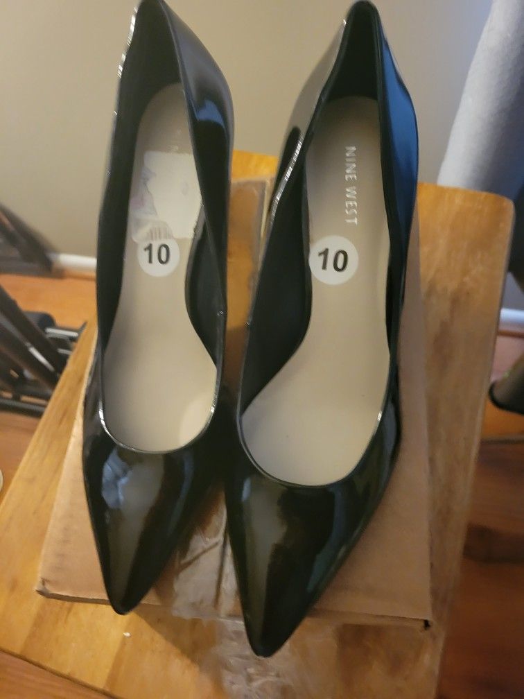 Nine West Patent leather