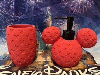 Mickey Mouse Red Bath Accessories