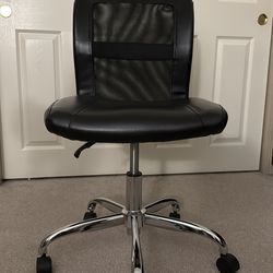 Leather black office chair with lumber support