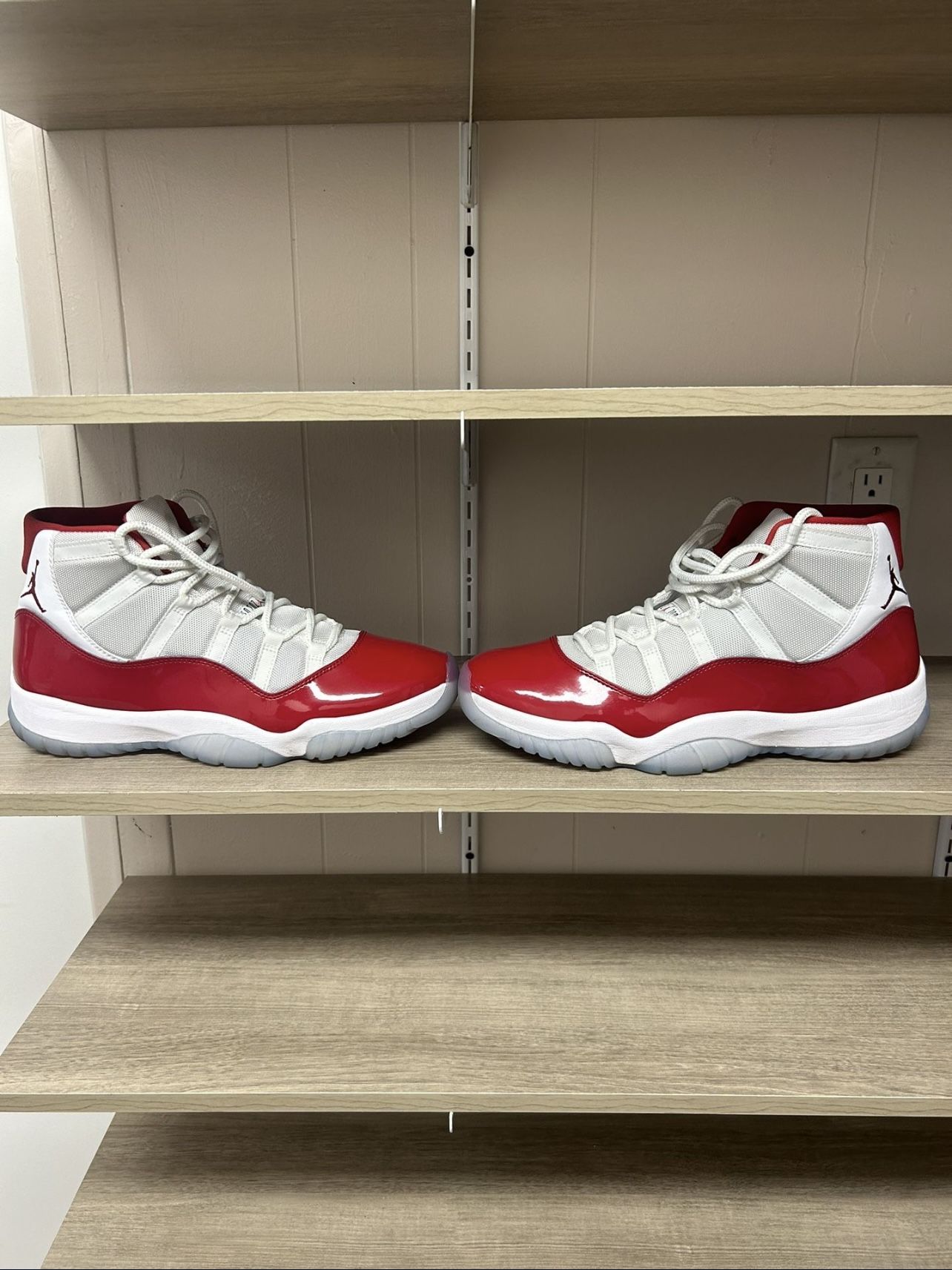 Jordan 11 ‘Cherry’