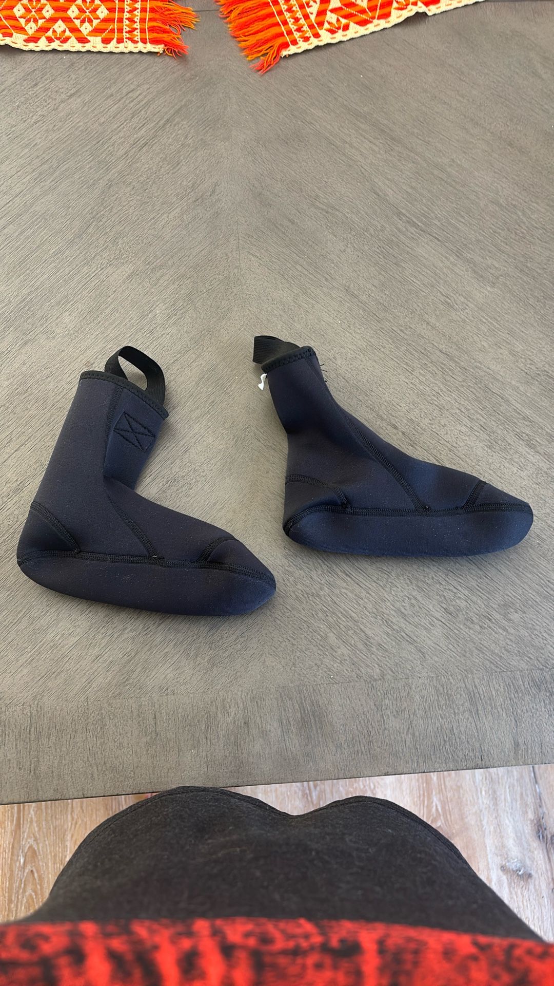 Water Booties Size Small