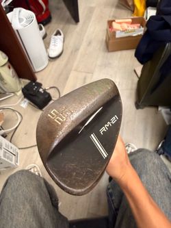 52 Degree wedge (gap)