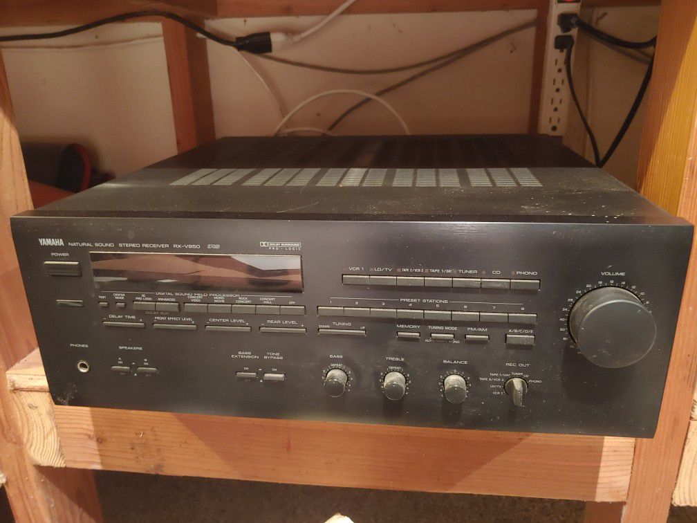 Yamaha RX-V850 Powerful Stereo Receiver Amplifier Made in Japan 300 Watts