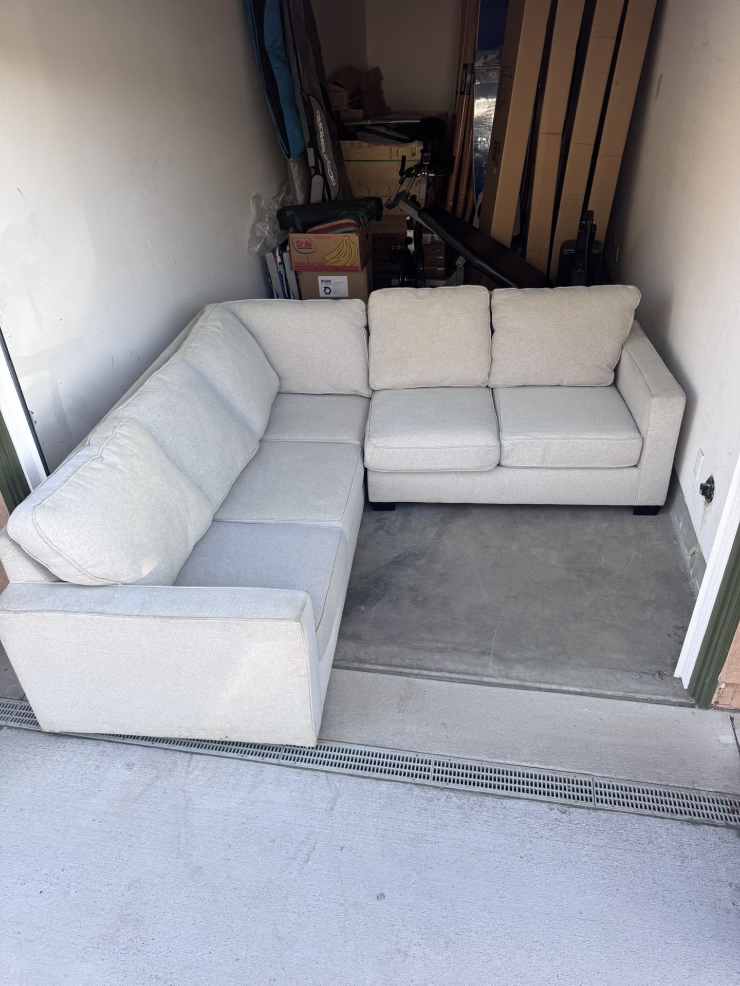 White Sectional L Couch 