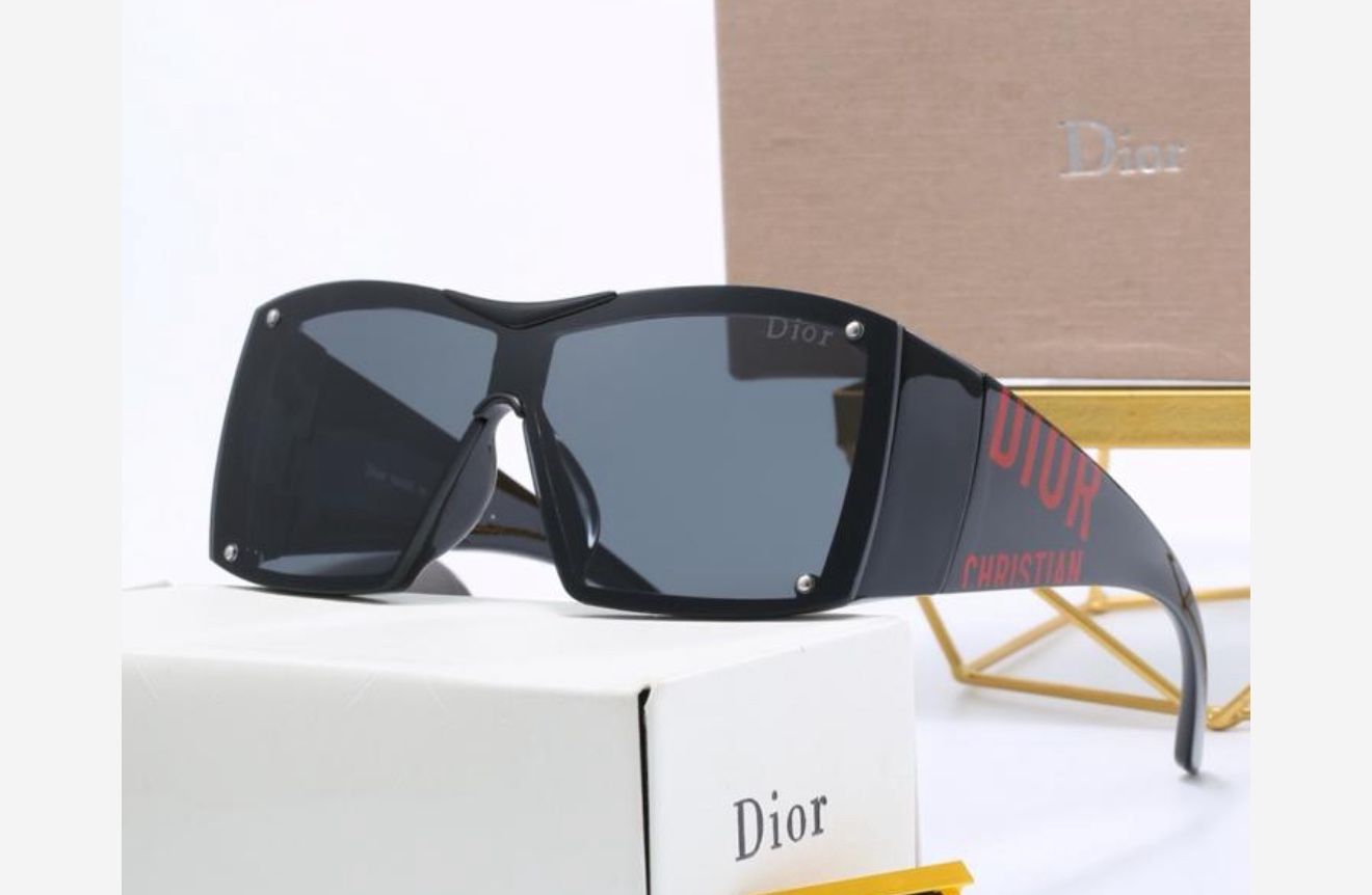 Brand New Super Luxury Sunglasses With Box, Hardcase, Soft case