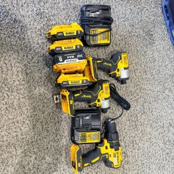 DeWALT drill set