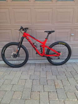 TREK FUEL EX7 FULL SUSPENSION 27.5 INCH MOUNTAIN BIKE