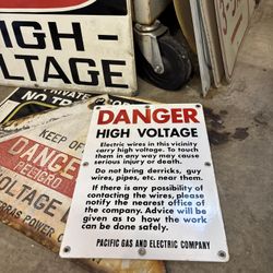 Porcelain Pg&e High Voltage Sign 