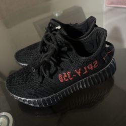 Kids Yeezy Shoes 