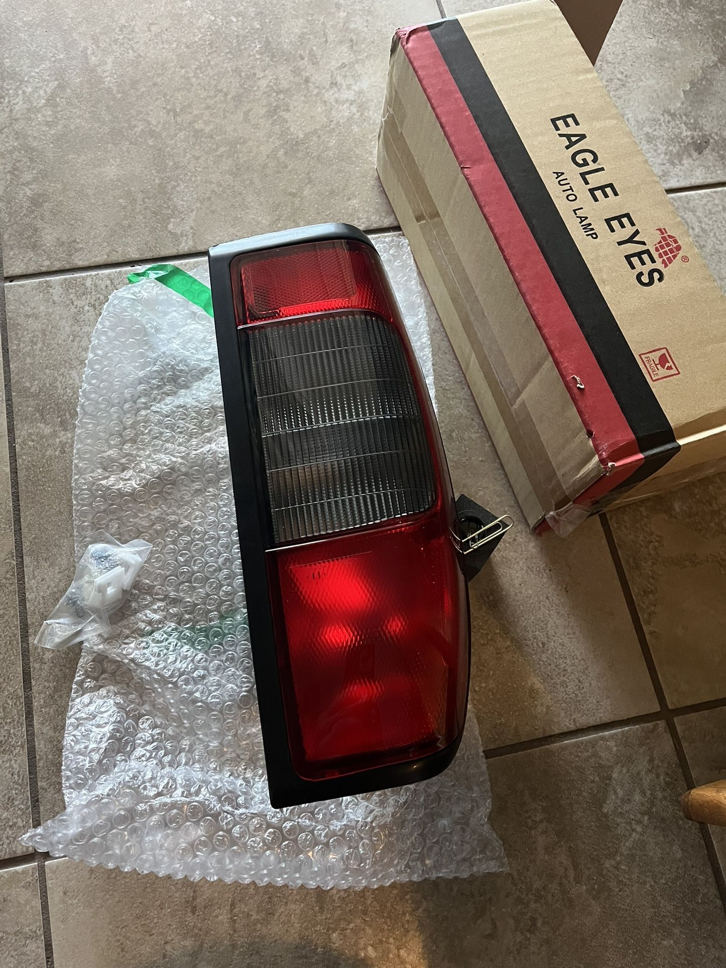 Nissan Frontier 00-04’ Drivers Side Rear Light. New