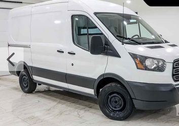 2018 Ford Transit T250