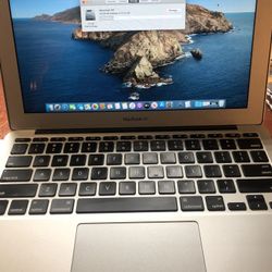 Apple 2014 MacBook Air 11” Laptop