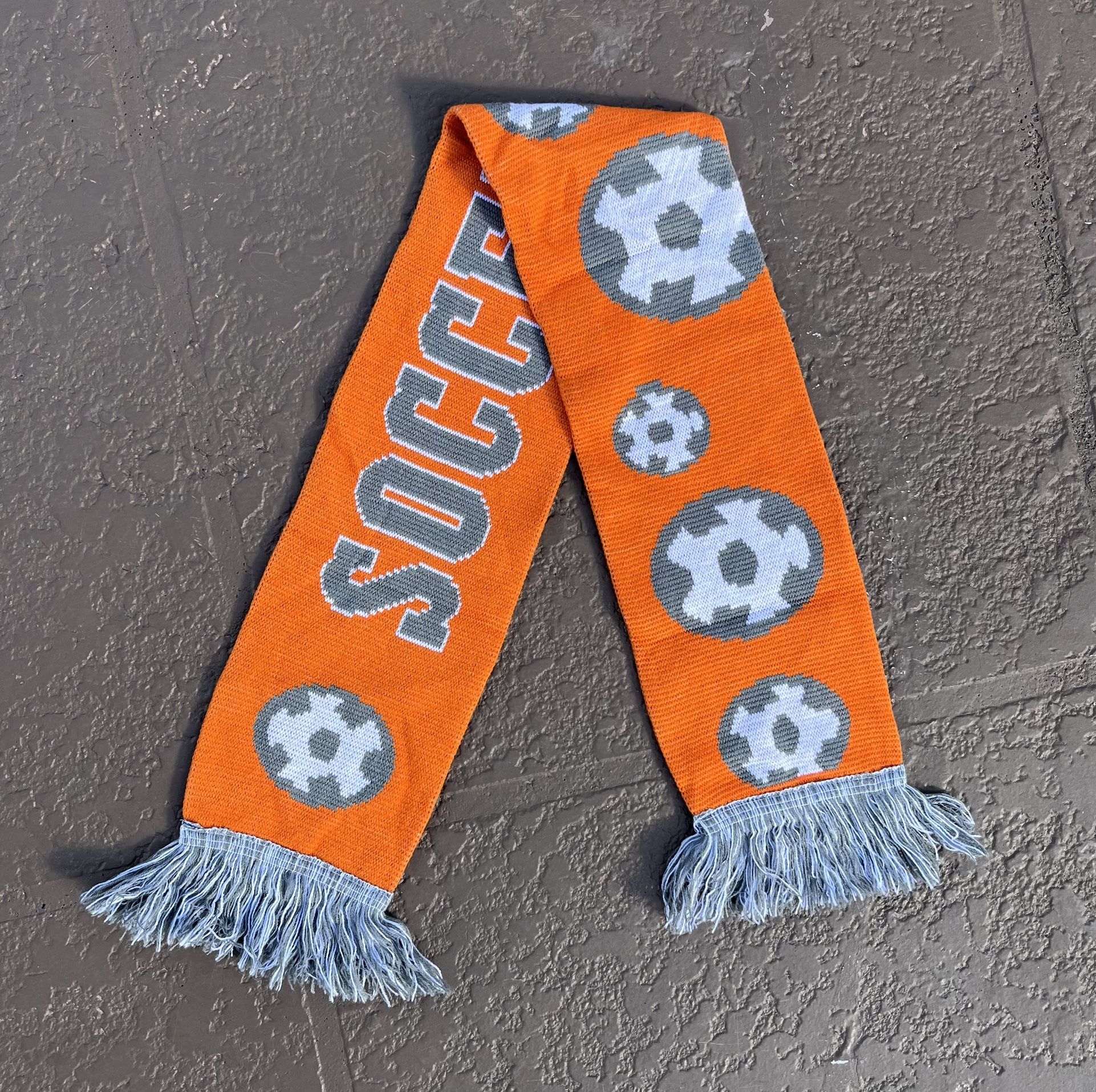 Like new double-sided Soccer Shots scarf