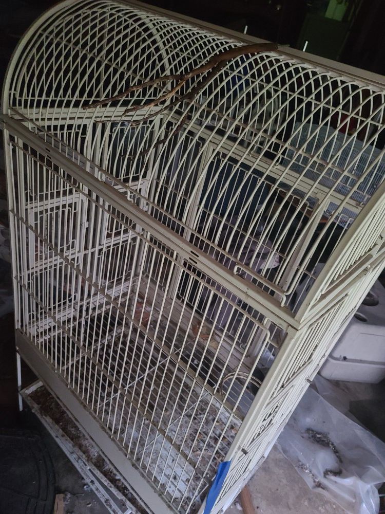 Great condition huge cage