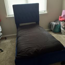Twin Bed Frame Fir Sale 75$ 