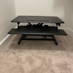 Adjustable Top Desk 