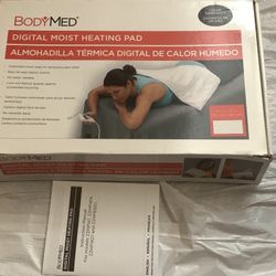 BodyMed Digital Moist Heating Pad (PAD ONLY, NEEDS COVER)