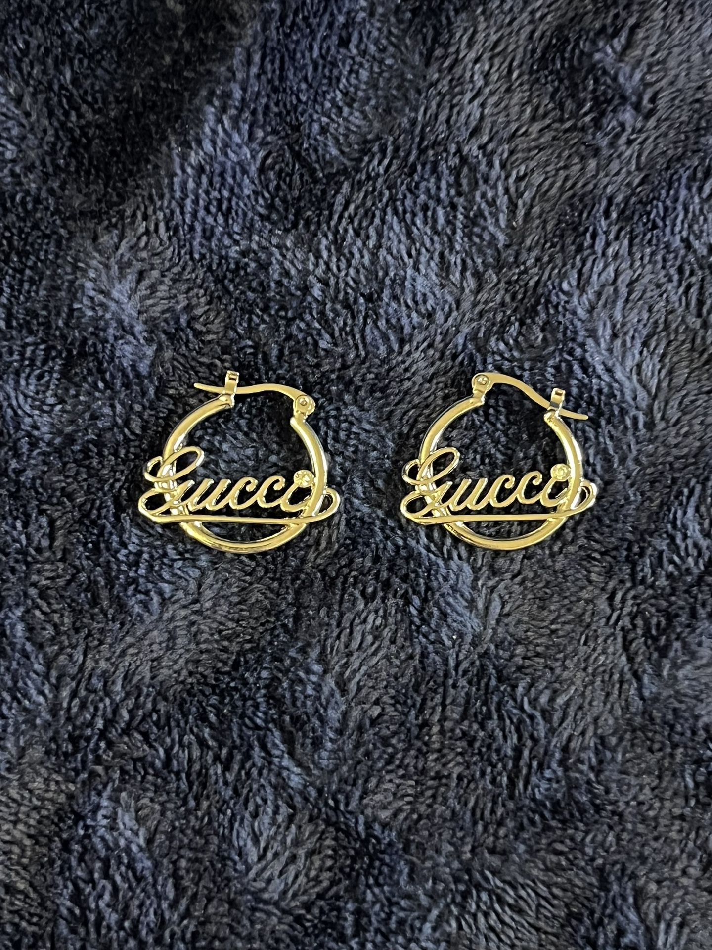 Women’s Small Hoops 