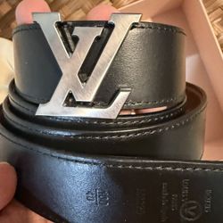 Men’s Reversible Louis Vuitton Belt 