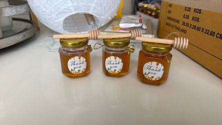 Bee theme party flavor