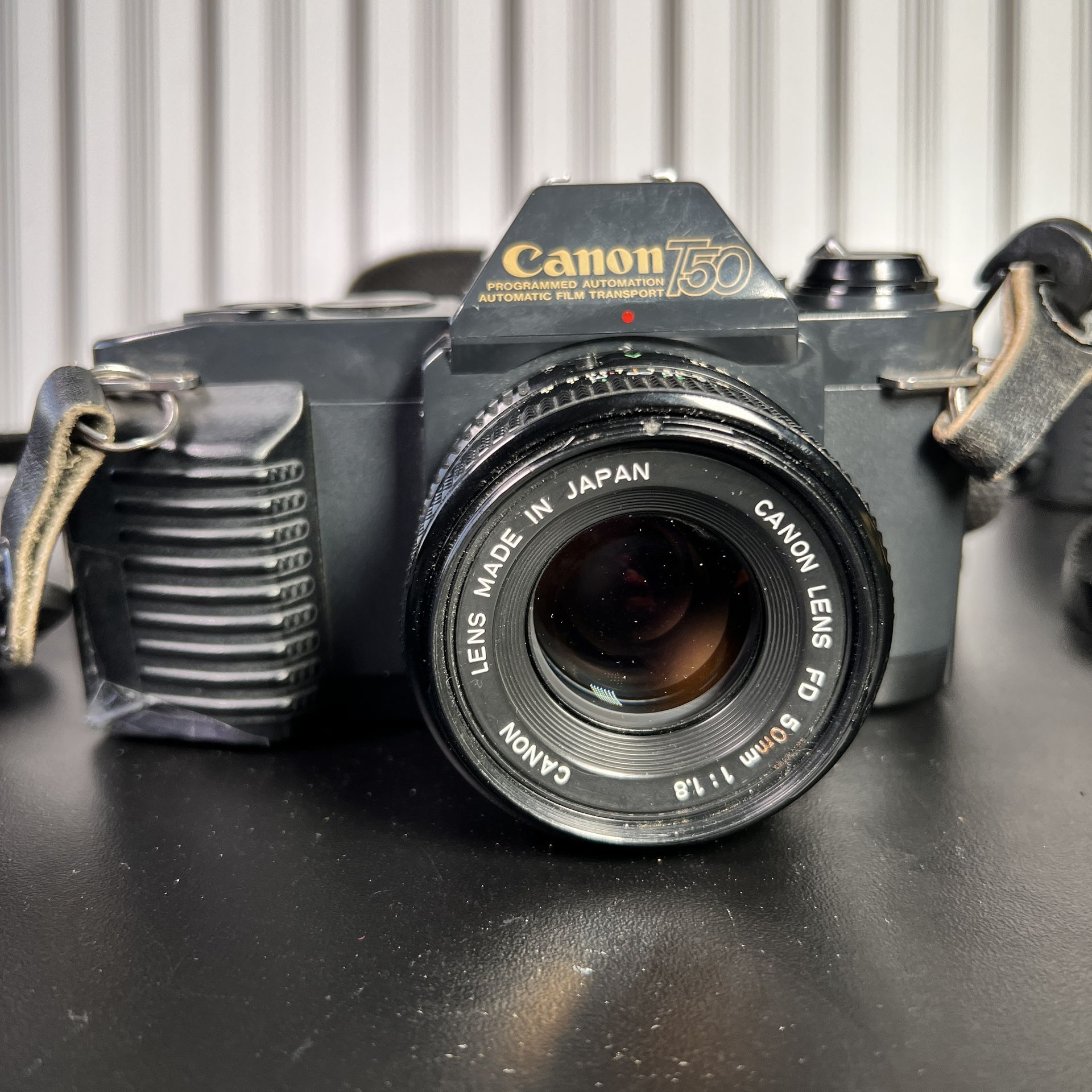 Canon T50 35mm Film camera Photography Classic
