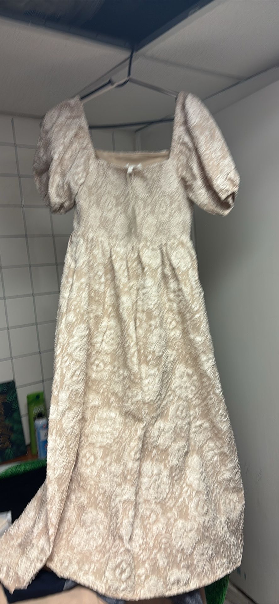 Oh Italian wedding dress worth $800