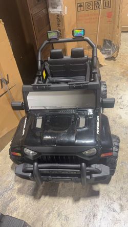 Toy car