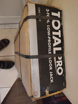 Selling my brand new Total Pro Low profile 3 ton floor jack still in the box never been opened the price is firm no low balling