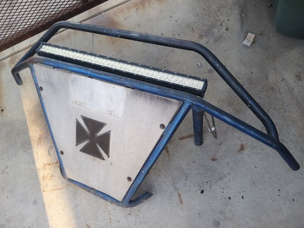 Prerunner Bumper With Light Bar