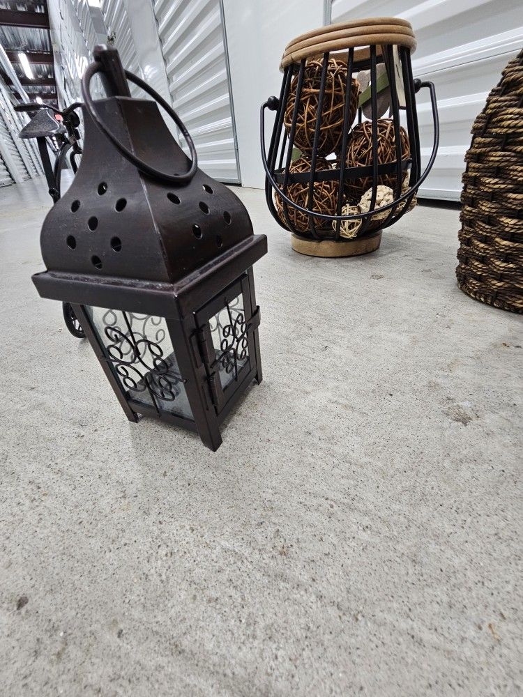 Tea LIGHT Candle HOLDER