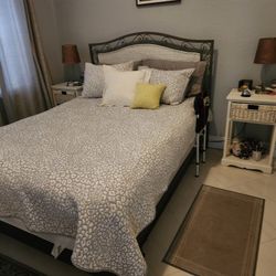 Ratan/Wood/Metal  BR Set-great Cond