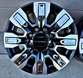 2026 GMC DENALI 2500 RIMS OEM BRAND NEW......( 8 LUG
)