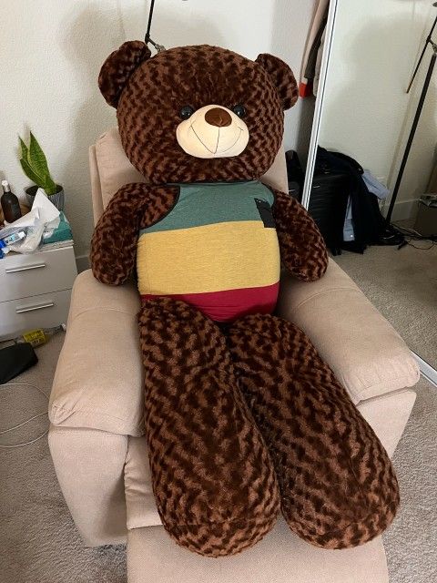 Giant Teddy Bear (5ft) 