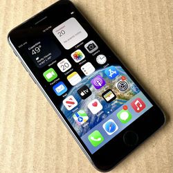Factory Unlocked Apple iPhone 8 (64 GB) Space Gray - Excellent Condition