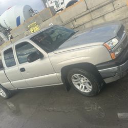 Selling My 2004 Chevy Silverado 4800