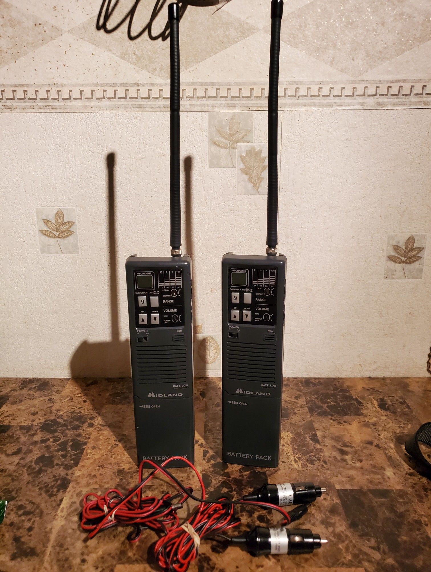 Two Vintage Midland 75-777Portable Walkie Talkie CB 40 Channel w/ Battery Packs with accessories