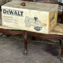 dewalt saw 
