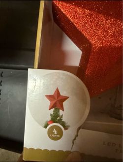 Projector tree topper