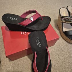 Sandals/wedges GUESS