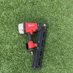 Milwaukee Framing Nail Gun 