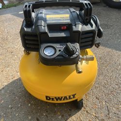 Dewalt 6gal Compressor 