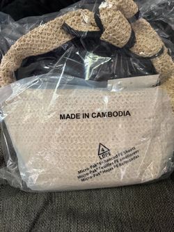 Woven Bow-Accent Straw Bag - a new day