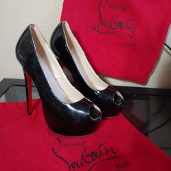 NEW! Christian Louboutin Red Bottom Peep Toe High Heels, Size 7 - With Red  Bags! for Sale in Glendale, AZ - OfferUp