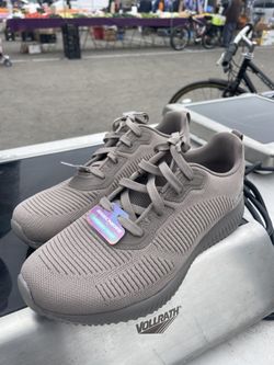 Skechers Tennis Shoes 