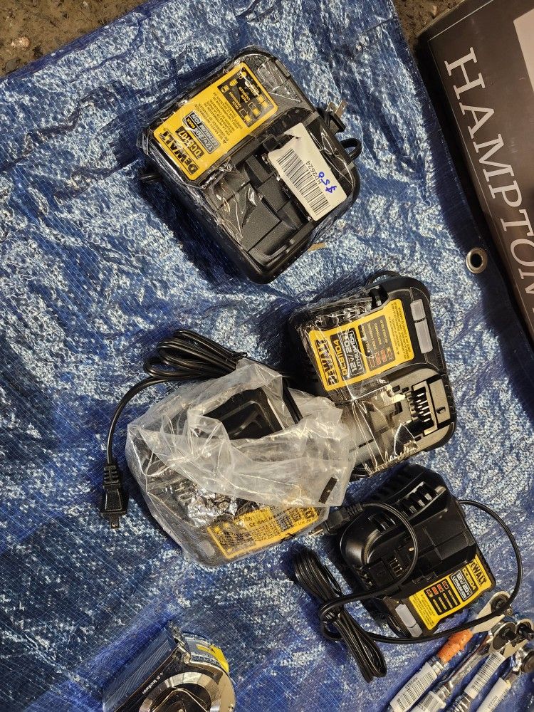 DeWalt Charger