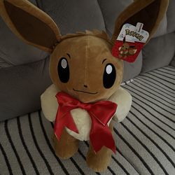 GameStop Pokemon Large Plush EEVEE Brand New
