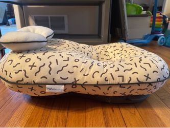 Newborn inclined lounger