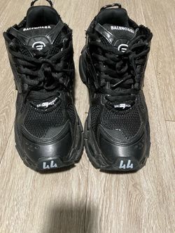 Balenci runners 44